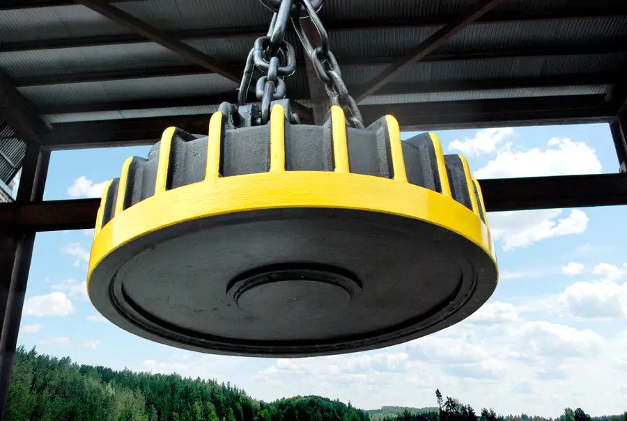 Choosing electromagnet for cranes and mobile handlers under the given capacity